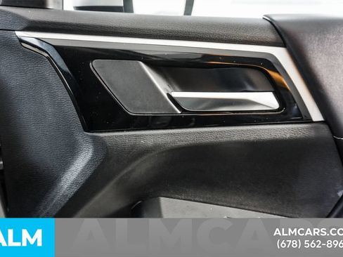 Used 2024 Mitsubishi Outlander SE FWD image 43