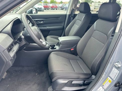 Used 2025 Honda CR-V LX image 14