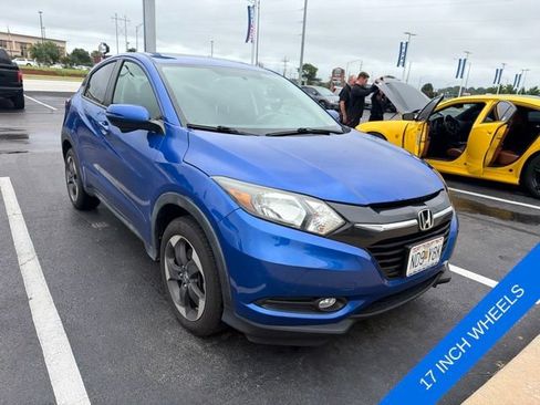 Used 2018 Honda HR-V EX image 3