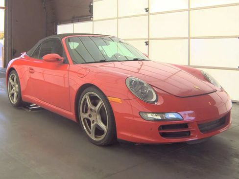 Used 2005 Porsche 911 Carrera S RWD image 3