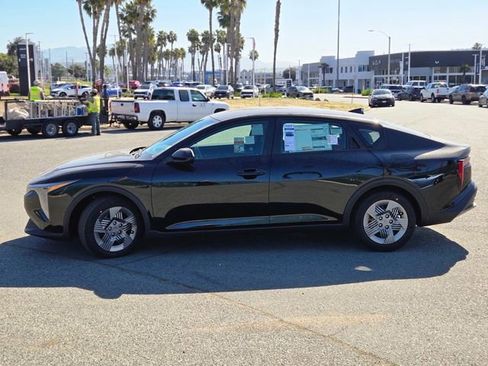 New 2026 Kia K4 FWD image 11