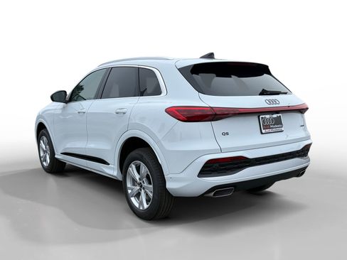 New 2025 Audi Q5 Premium image 3
