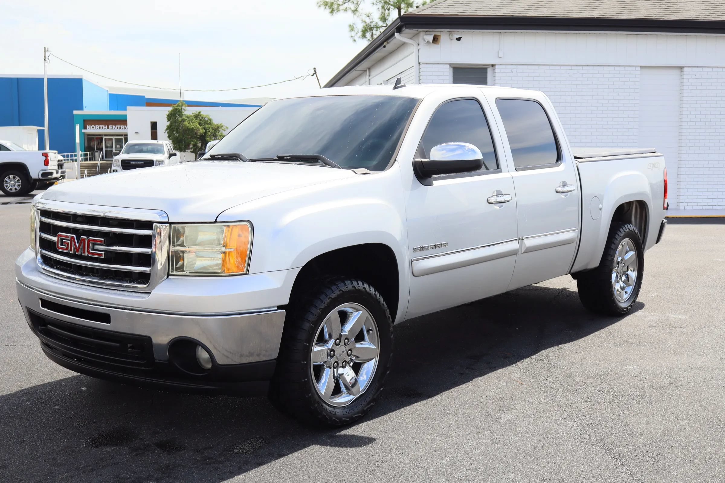 Used 2013 GMC Sierra 1500 SLE AWD/4WD image 3