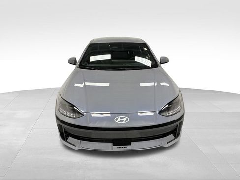 Used 2024 Hyundai Ioniq 6 SE AWD/4WD image 2