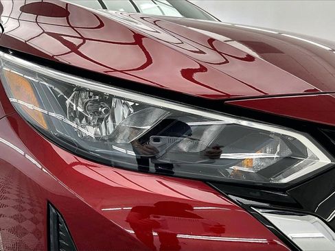 Used 2024 Nissan Sentra SV image 29