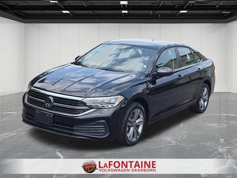 Certified 2024 Volkswagen Jetta SE FWD image 1
