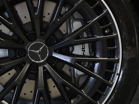 New 2026 Mercedes-Benz GLC 43 AMG 4MATIC image 12