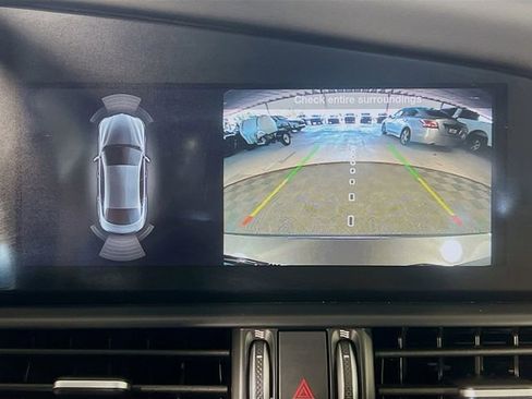 Used 2023 Alfa Romeo Giulia AWD w/ Quick Order Package 22X Lusso image 22