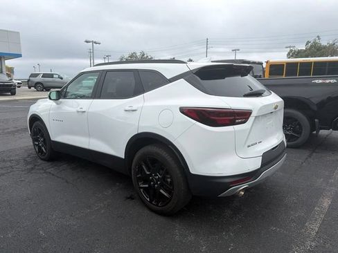 Used 2023 Chevrolet Blazer LT AWD/4WD image 7