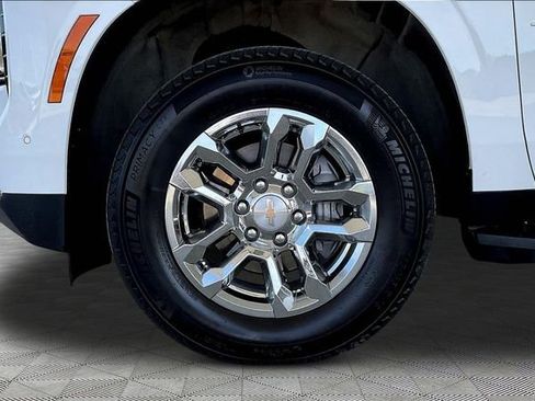 Used 2025 Chevrolet Tahoe LT image 22