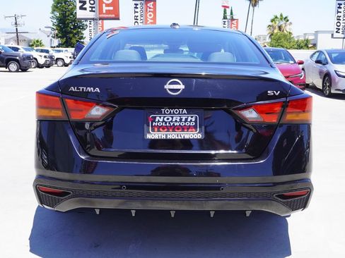 Used 2023 Nissan Altima 2.5 SV FWD image 9