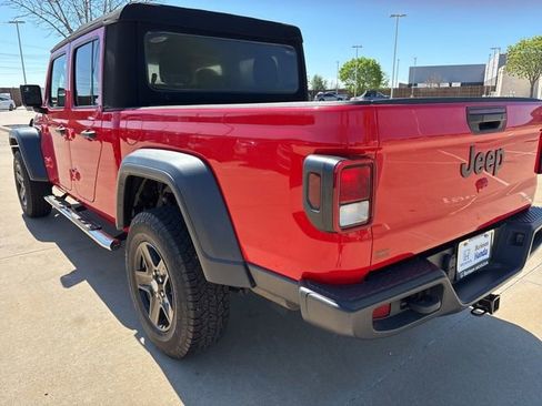 Used 2020 Jeep Gladiator Sport w/ Quick Order Package 24S AWD/4WD image 4