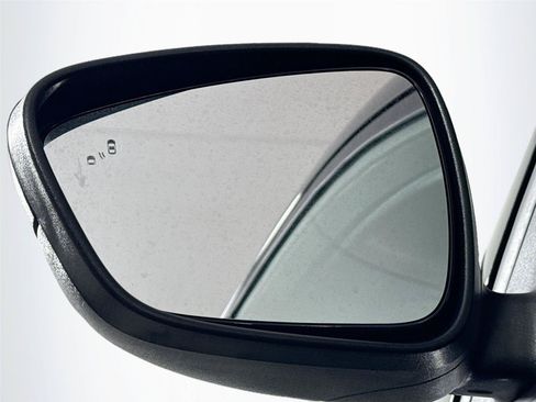 Used 2025 Ford Escape ST-Line FWD image 5
