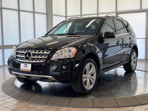 Used 2011 Mercedes-Benz ML 350 4MATIC image 3