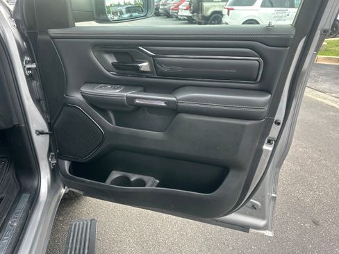 Used 2022 RAM 1500 Limited w/ Body Color Bumper Group AWD/4WD image 13