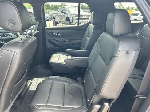 Used 2022 Chevrolet Traverse LT w/ LPO, Floor Liner Package AWD/4WD image 26