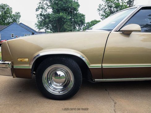 Used 1987 Chevrolet El Camino V8 RWD image 4