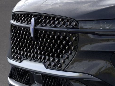 New 2026 Lincoln Nautilus Black Label AWD/4WD image 17