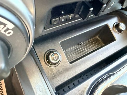 Used 2018 Nissan Titan Platinum Reserve image 23