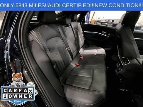 Used 2024 Audi Q8 e-tron Premium Plus w/ Premium Plus Package AWD/4WD image 27