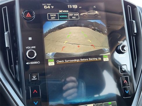 Certified 2025 Subaru Crosstrek 2.5i Limited w/ Crosstrek Mirror Package image 18