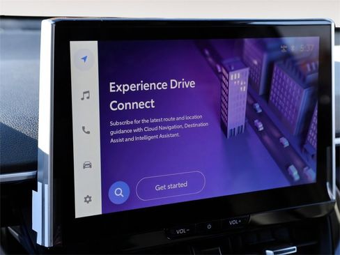 Certified 2026 Toyota Corolla Cross XLE image 27