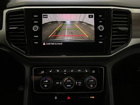 Used 2021 Volkswagen Atlas SEL AWD/4WD image 22