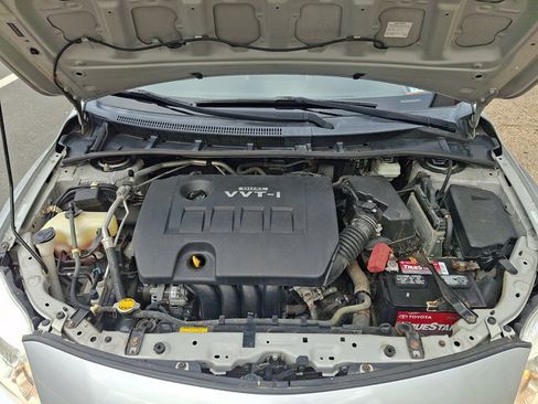 Used 2010 Toyota Corolla LE FWD image 27