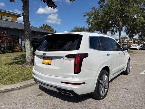 Used 2024 Cadillac XT6 Premium Luxury image 7