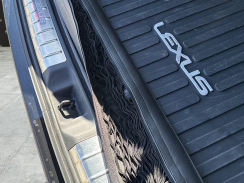 Used 2024 Lexus TX 500h AWD w/ Technology Package image 94