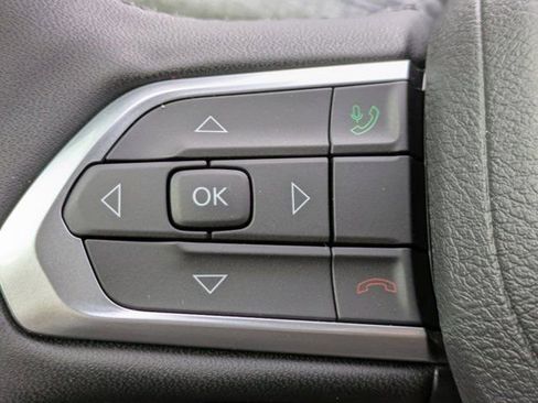 New 2026 Jeep Compass Latitude image 21