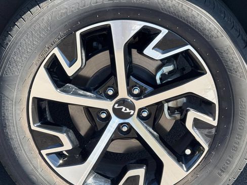 Used 2024 Kia Sportage EX AWD/4WD image 27
