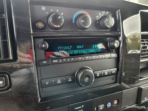 Used 2023 Chevrolet Express 2500 image 38