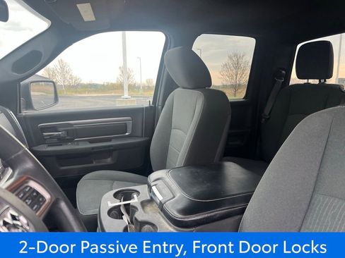 Used 2022 RAM 1500 Classic Warlock w/ Technology Package I AWD/4WD image 9