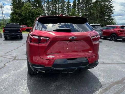 Certified 2021 Chevrolet Blazer RS w/ Enhanced Convenience Package AWD/4WD image 7