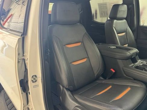 Used 2022 GMC Sierra 1500 AT4 w/ AT4 Preferred Package AWD/4WD image 27