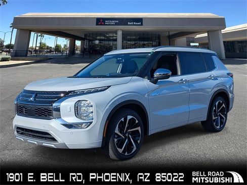 New 2025 Mitsubishi Outlander SEL image 1