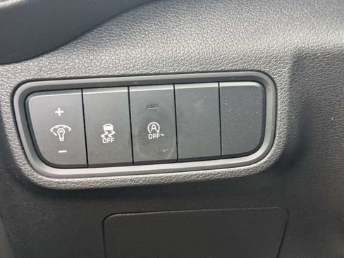 Used 2024 Kia Soul LX FWD image 22