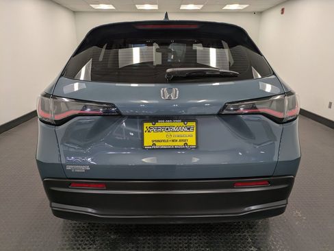 Used 2023 Honda HR-V LX image 5