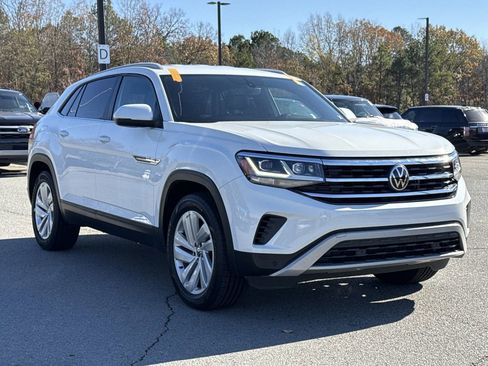 Used 2022 Volkswagen Atlas Cross Sport SE image 7