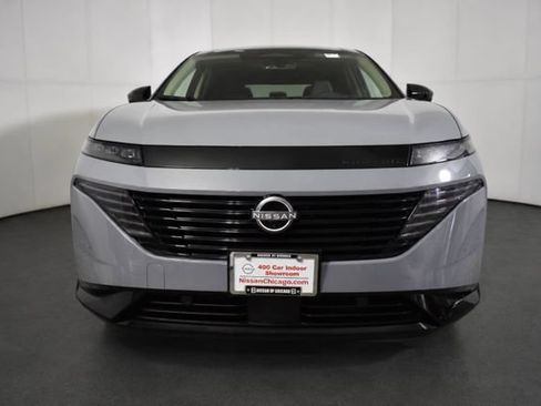 Certified 2025 Nissan Murano Platinum AWD/4WD image 2