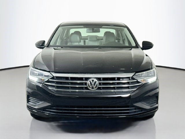Used 2019 Volkswagen Jetta R-Line FWD image 2