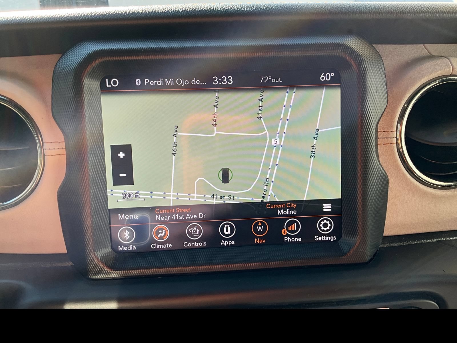 Used 2021 Jeep Wrangler Unlimited Sahara AWD/4WD image 6