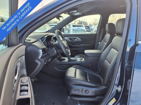Used 2023 Chevrolet Traverse LT w/ LPO, Floor Liner Package image 19