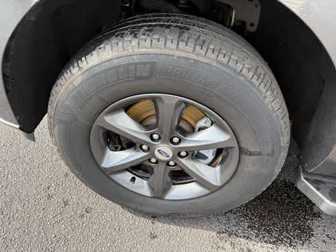 Used 2020 Ford Expedition XLT w/ Equipment Group 202A image 5