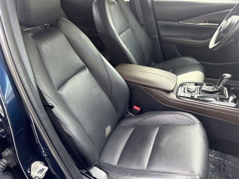 Used 2022 MAZDA CX-30 AWD 2.5 S w/ Premium Package image 17