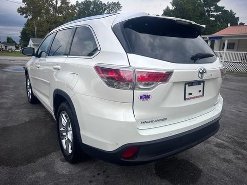 Used 2014 Toyota Highlander Limited Platinum FWD image 5
