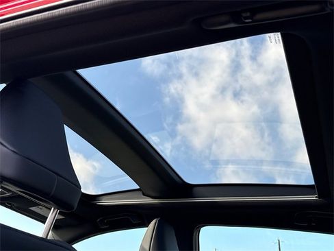 Used 2026 Toyota Crown Platinum image 15