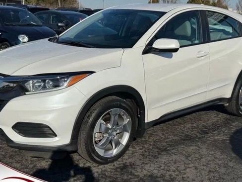 Used 2021 Honda HR-V LX image 4