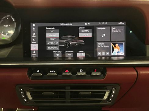 Used 2021 Porsche 911 GT3 RS image 36